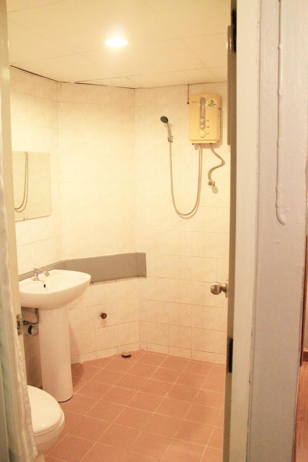 โรงแรมเรือนทิพย์ เชียงราย Ruean Tip Hotel Phòng bức ảnh
