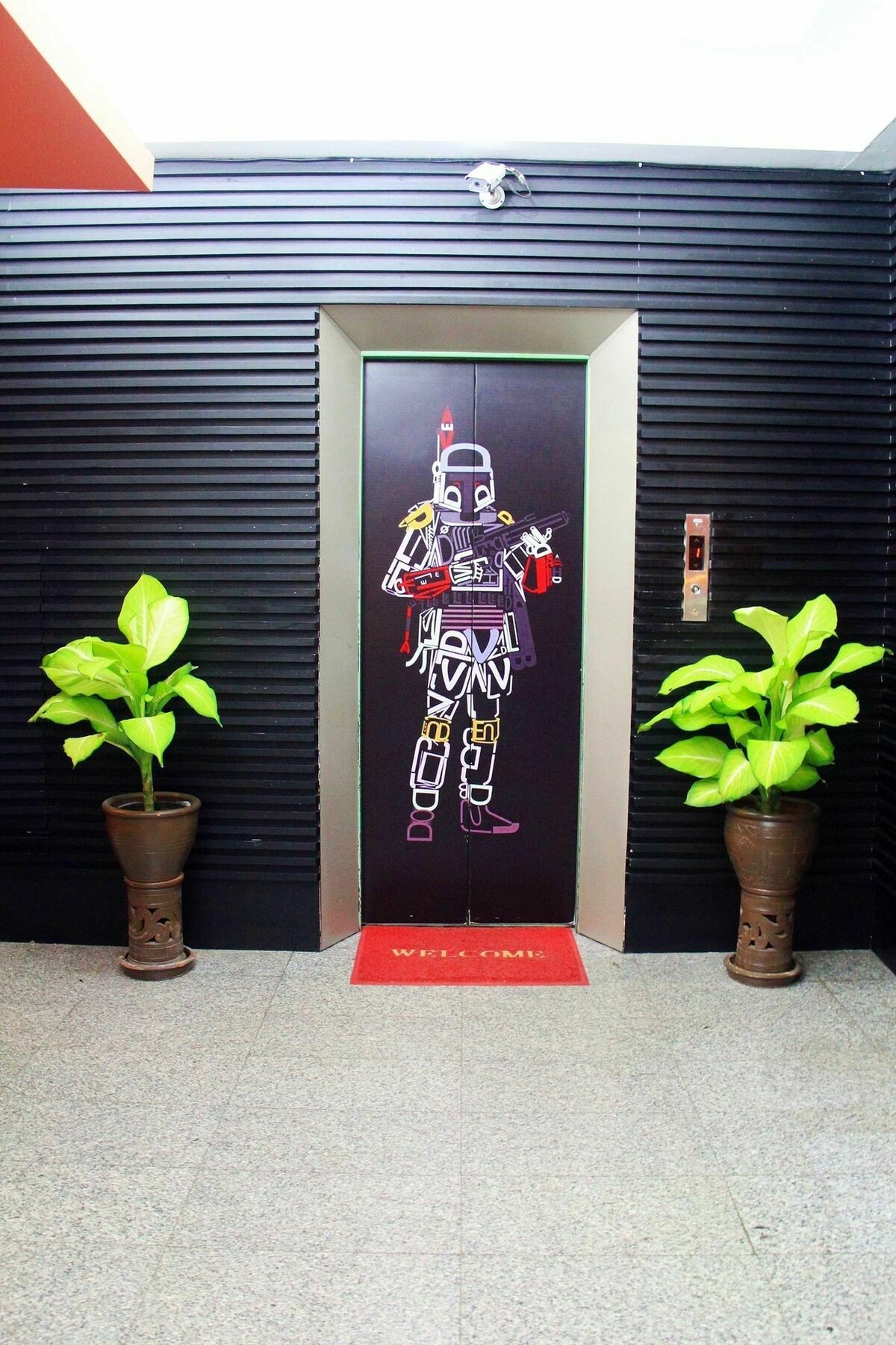 โรงแรมเรือนทิพย์ เชียงราย Ruean Tip Hotel Ngoại thất bức ảnh