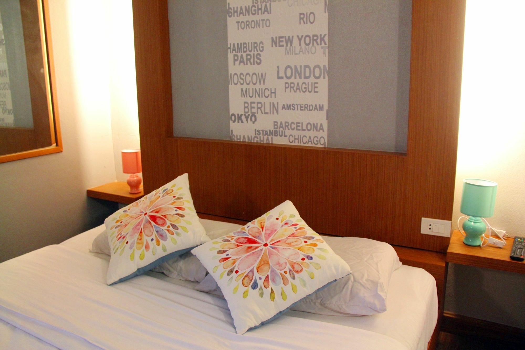 โรงแรมเรือนทิพย์ เชียงราย Ruean Tip Hotel Ngoại thất bức ảnh